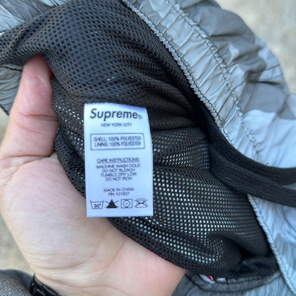 Supreme camo reflective sweatpant - Picture 10 of 10